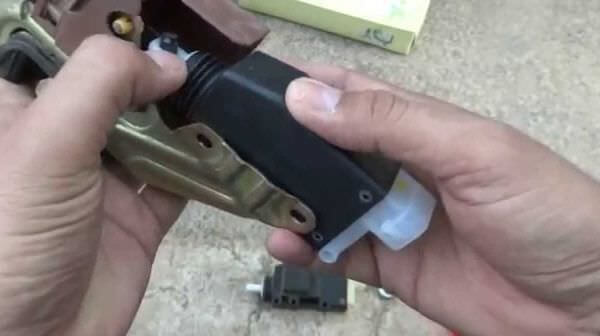 Ремонт дверных замков г. Воскресенск